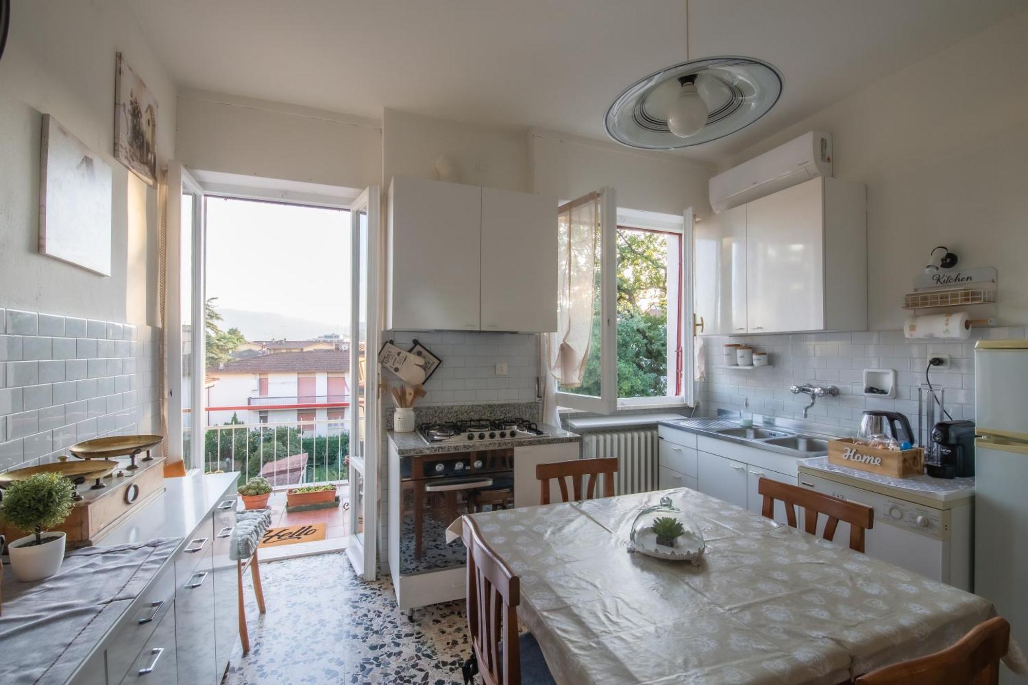 Domus Umberto - Guest House أريتسو المظهر الخارجي الصورة